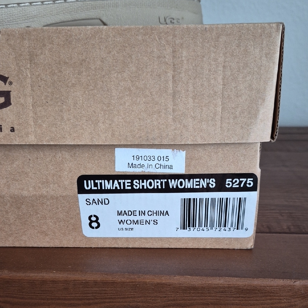 UGG Tan Sheepskin Lined Boots - Picture 9 of 9